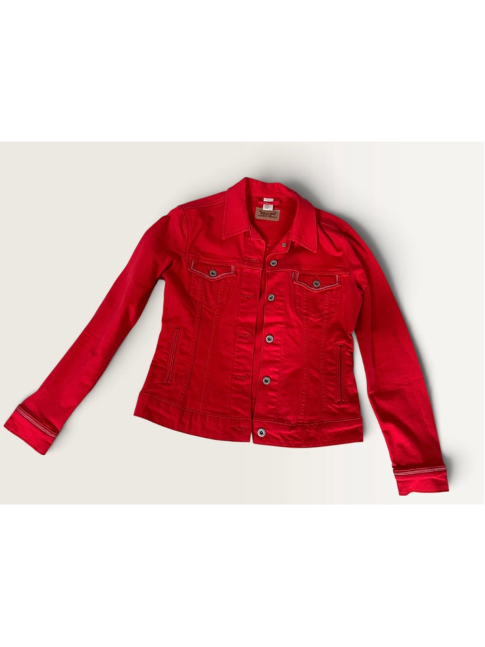 Levi’s Women’s Red Denim Trucker Jacket Button Front Classic Jean Jacket Medium